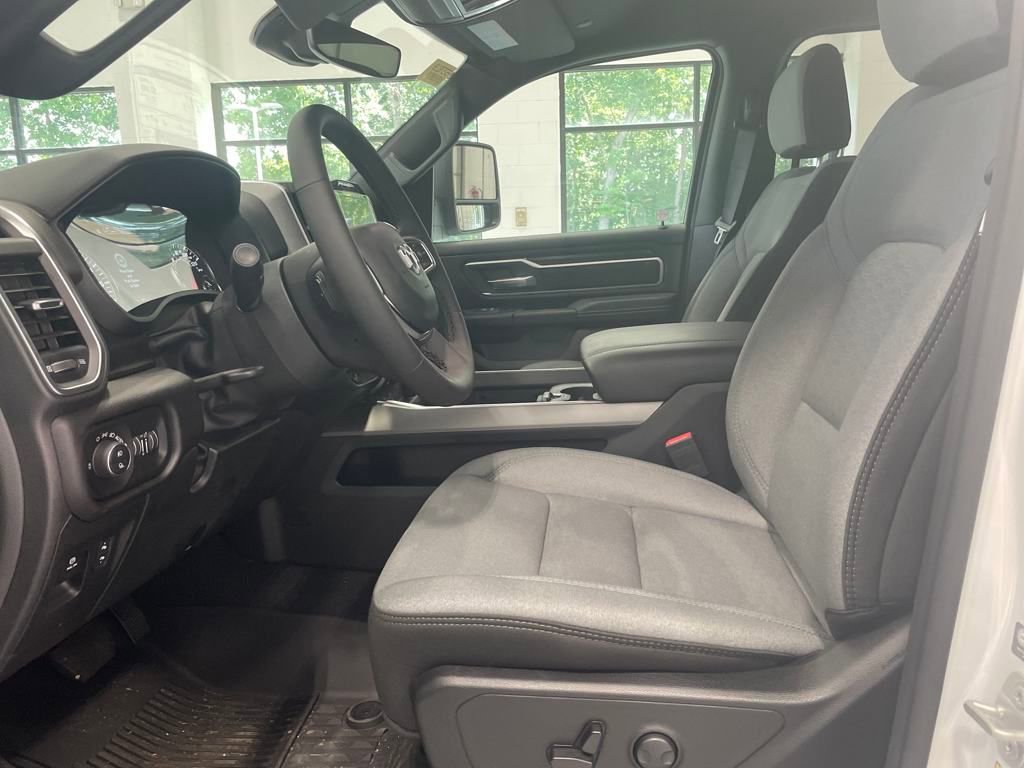 Used 2025 RAM 1500 Big Horn video 2