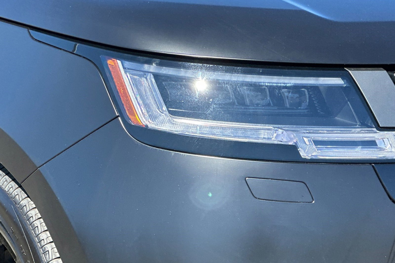 New 2026 Land Rover Range Rover Long Wheelbase Autobiography image 12