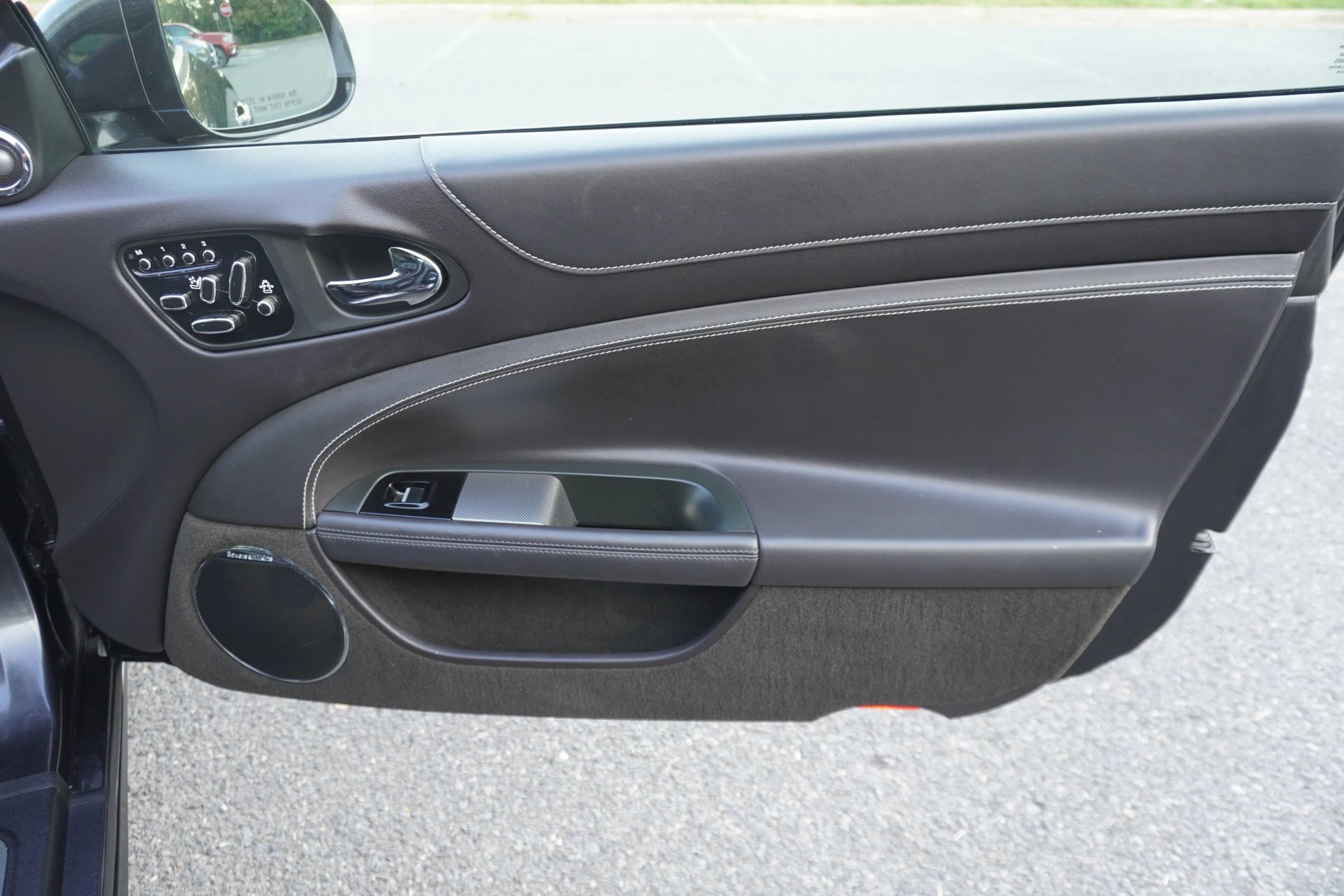 Used 2012 Jaguar XKR R RWD image 14