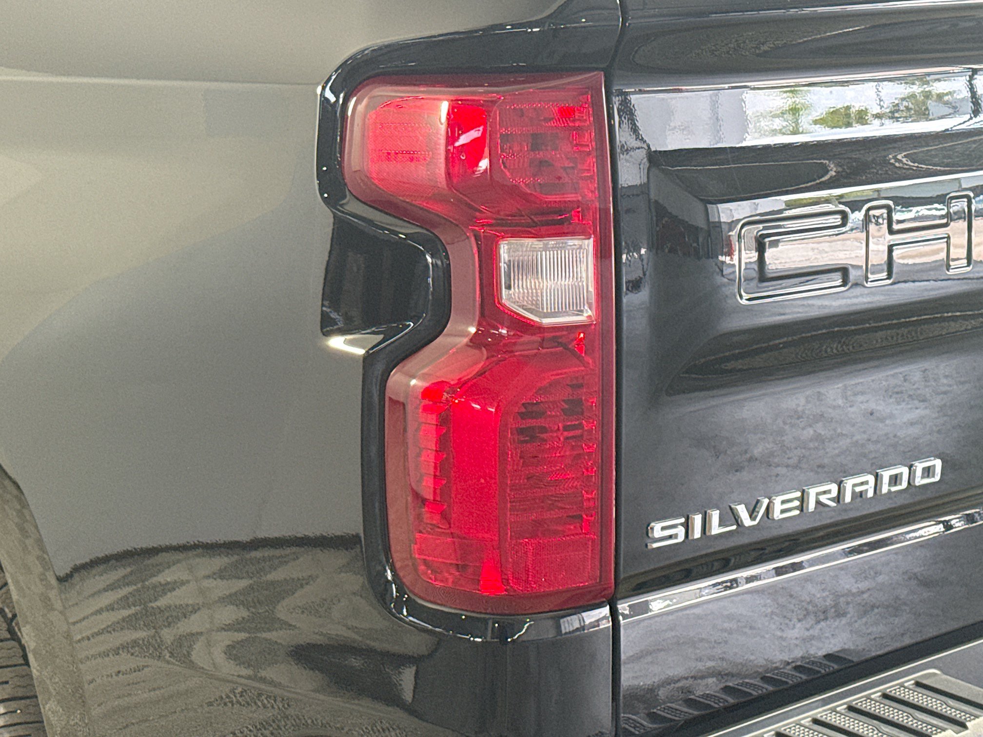 Used 2021 Chevrolet Silverado 1500 LT w/ Bed Protection Package RWD image 36