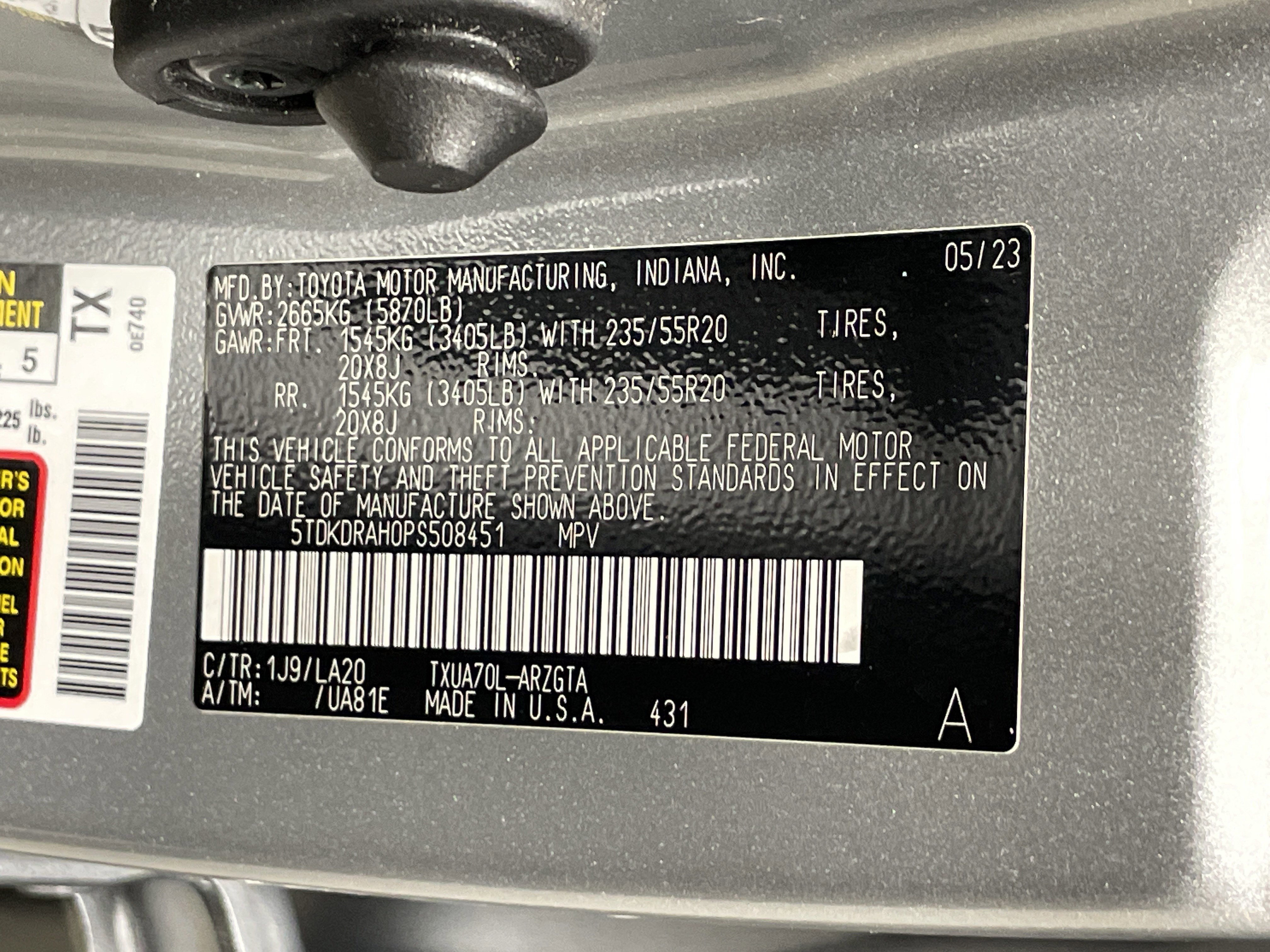 Used 2023 Toyota Highlander Platinum FWD image 36
