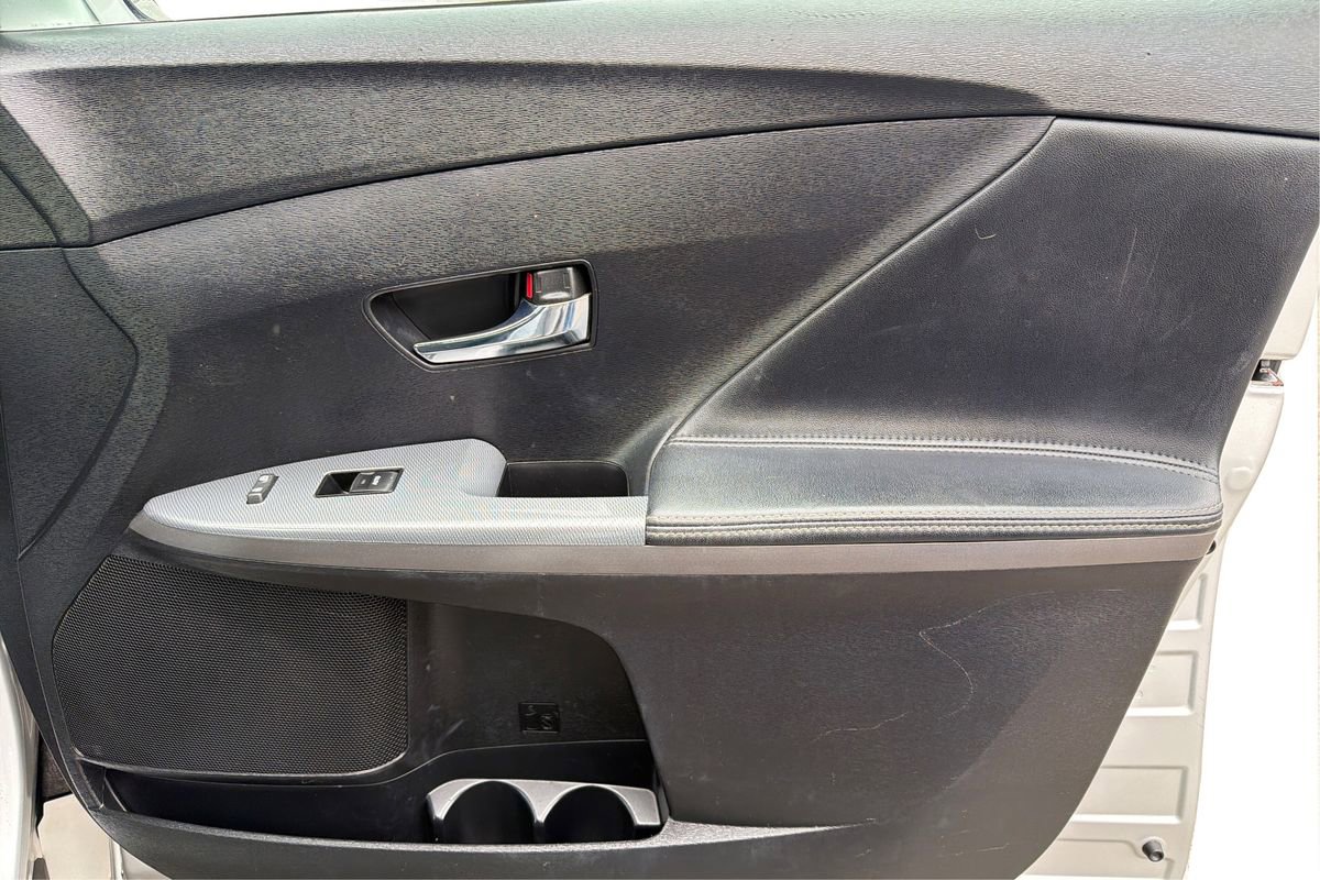 Used 2014 Toyota Venza XLE image 21