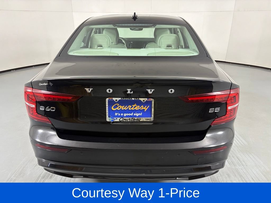 Used 2024 Volvo S60 B5 Plus FWD image 9