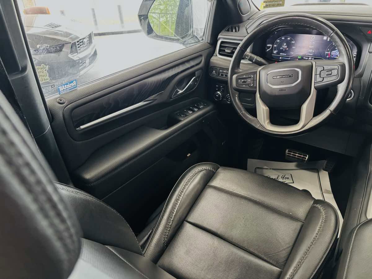 Used 2022 GMC Yukon Denali AWD/4WD image 53