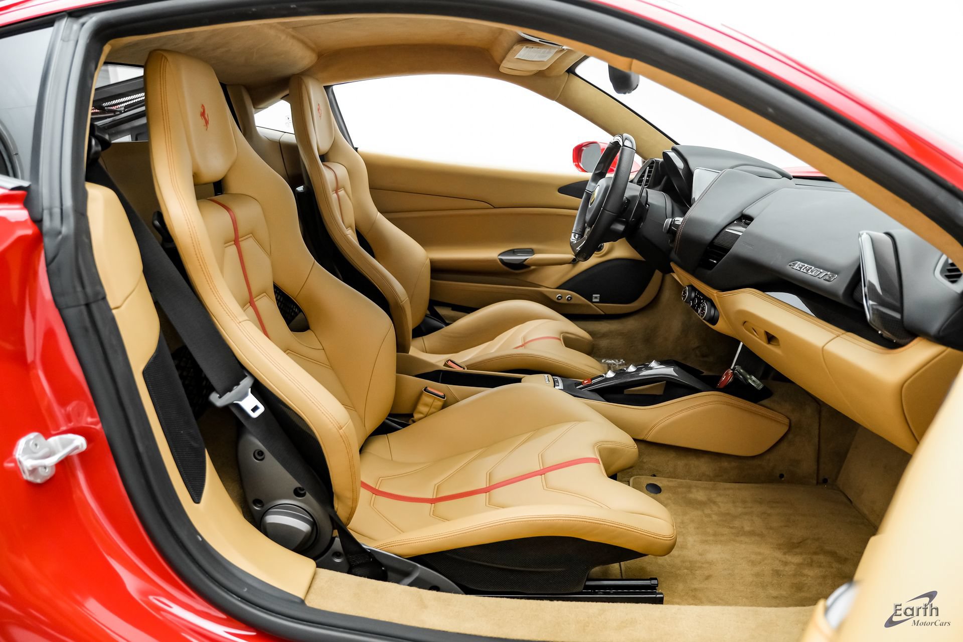 Used 2017 Ferrari 488 GTB RWD image 61