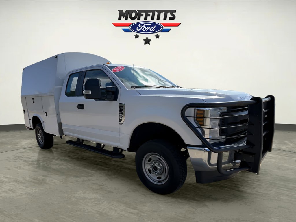 Used 2018 Ford F250 XL w/ Power Equipment Group AWD/4WD image 7
