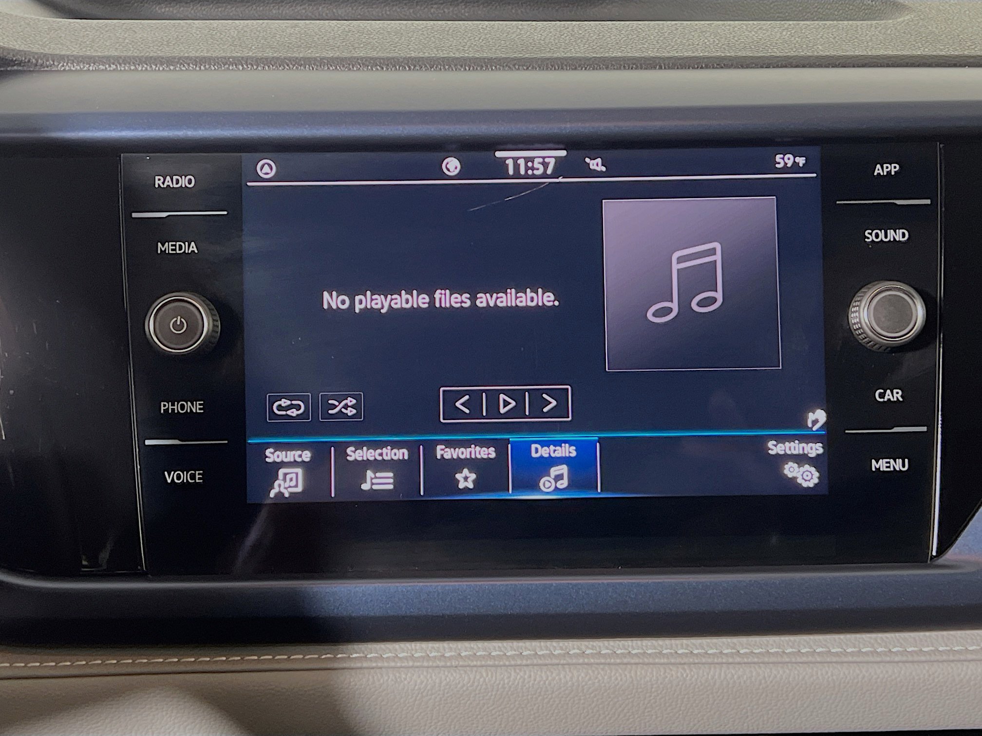 Used 2024 Volkswagen Taos SE image 27