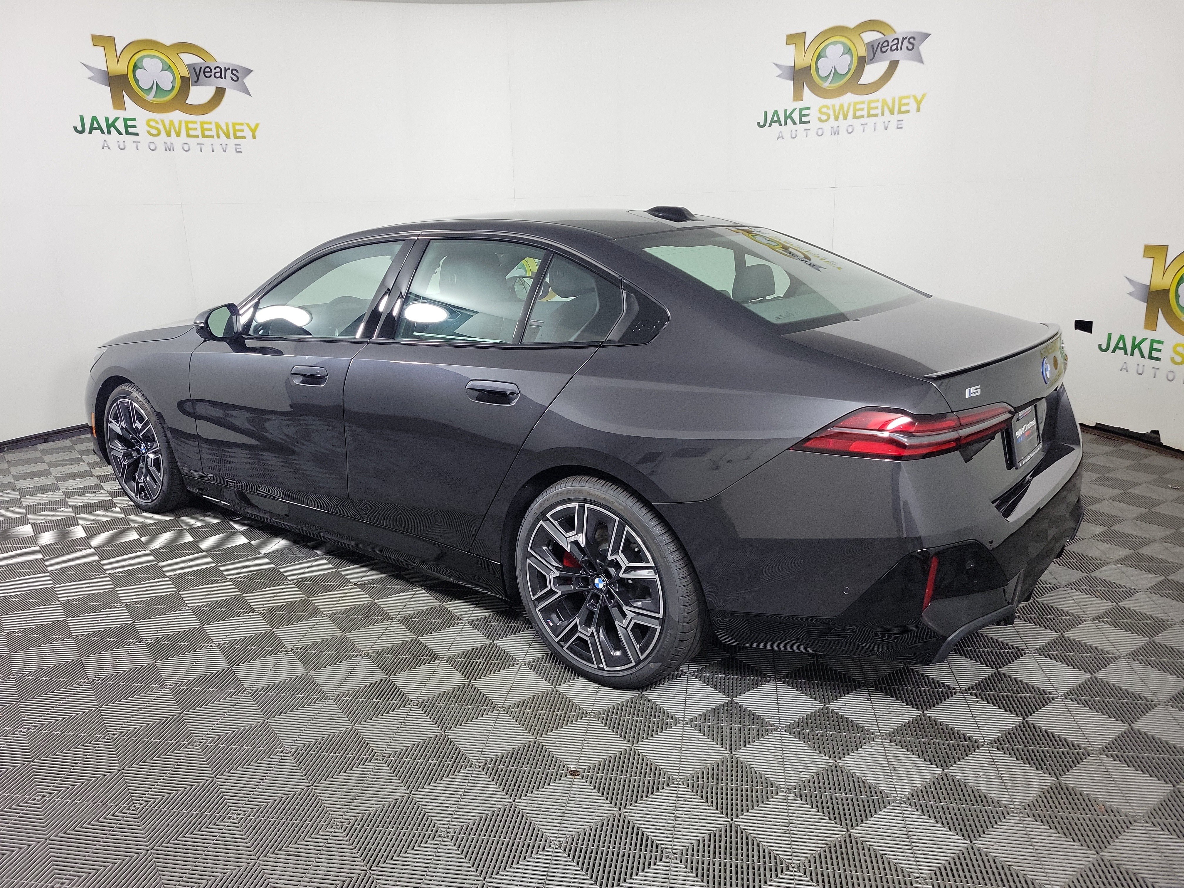 New 2027 BMW i5 xDrive40 w/ M Sport Package AWD/4WD image 5