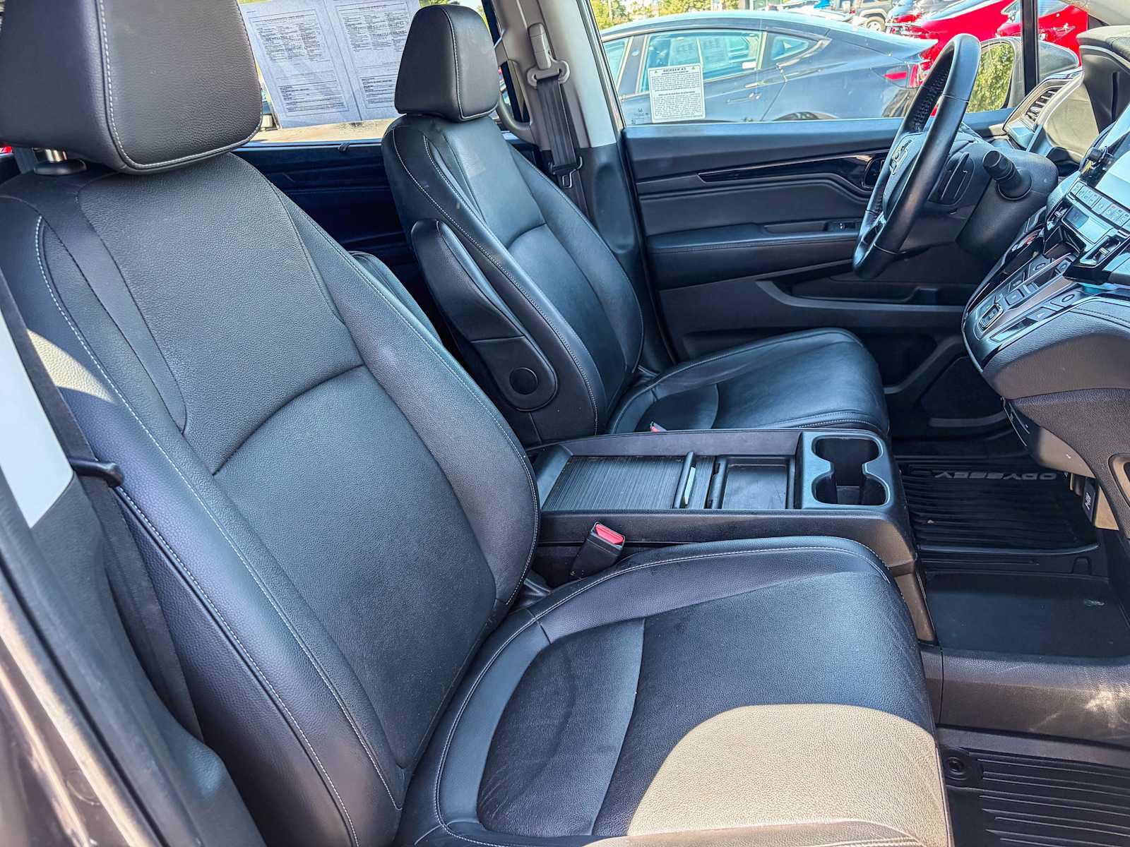 Used 2023 Honda Odyssey Touring image 16
