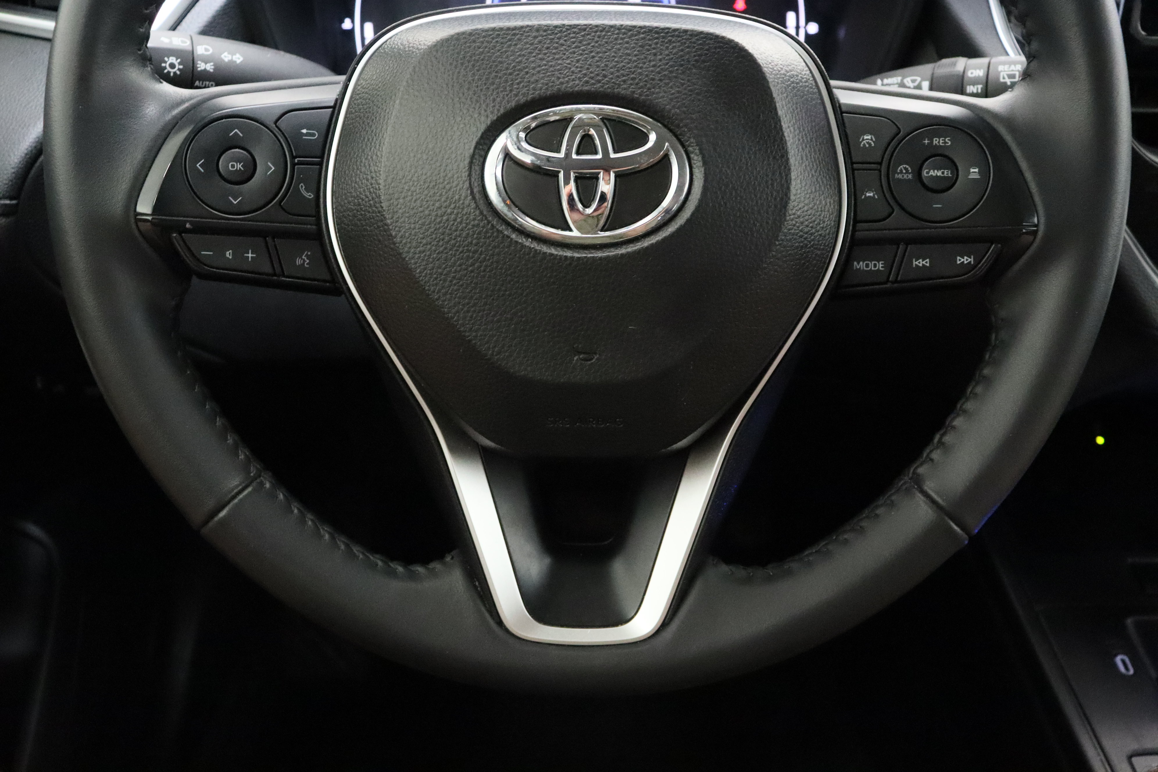 Certified 2026 Toyota Corolla Cross LE FWD image 23