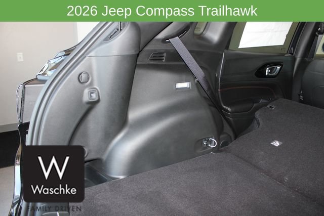 New 2026 Jeep Compass Trailhawk image 15