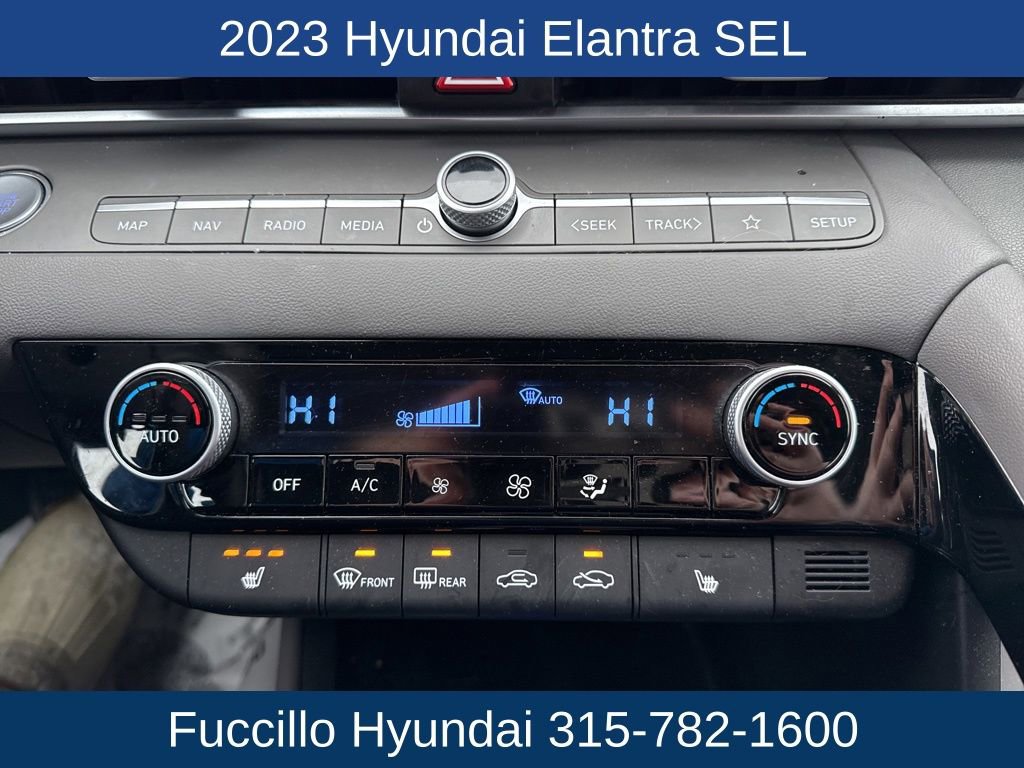 Certified 2023 Hyundai Elantra SEL w/ Convenience Package image 19