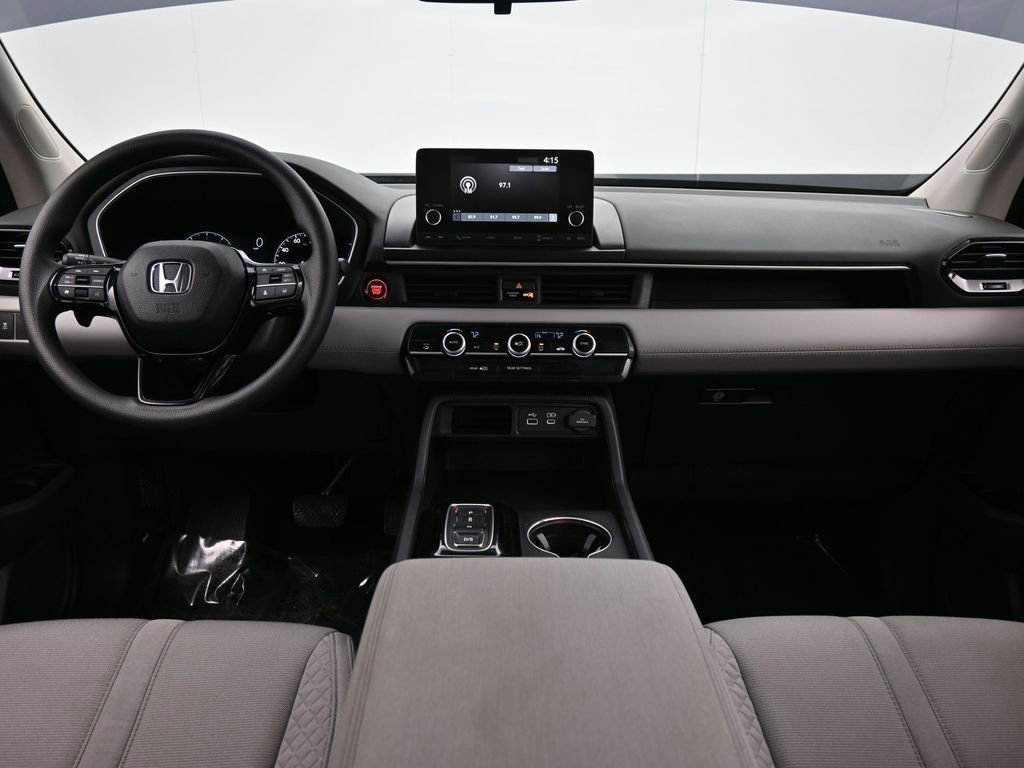 Used 2024 Honda Pilot LX image 41