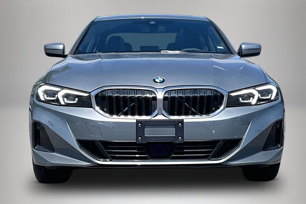 Used 2026 BMW 330i xDrive Sedan AWD/4WD image 2