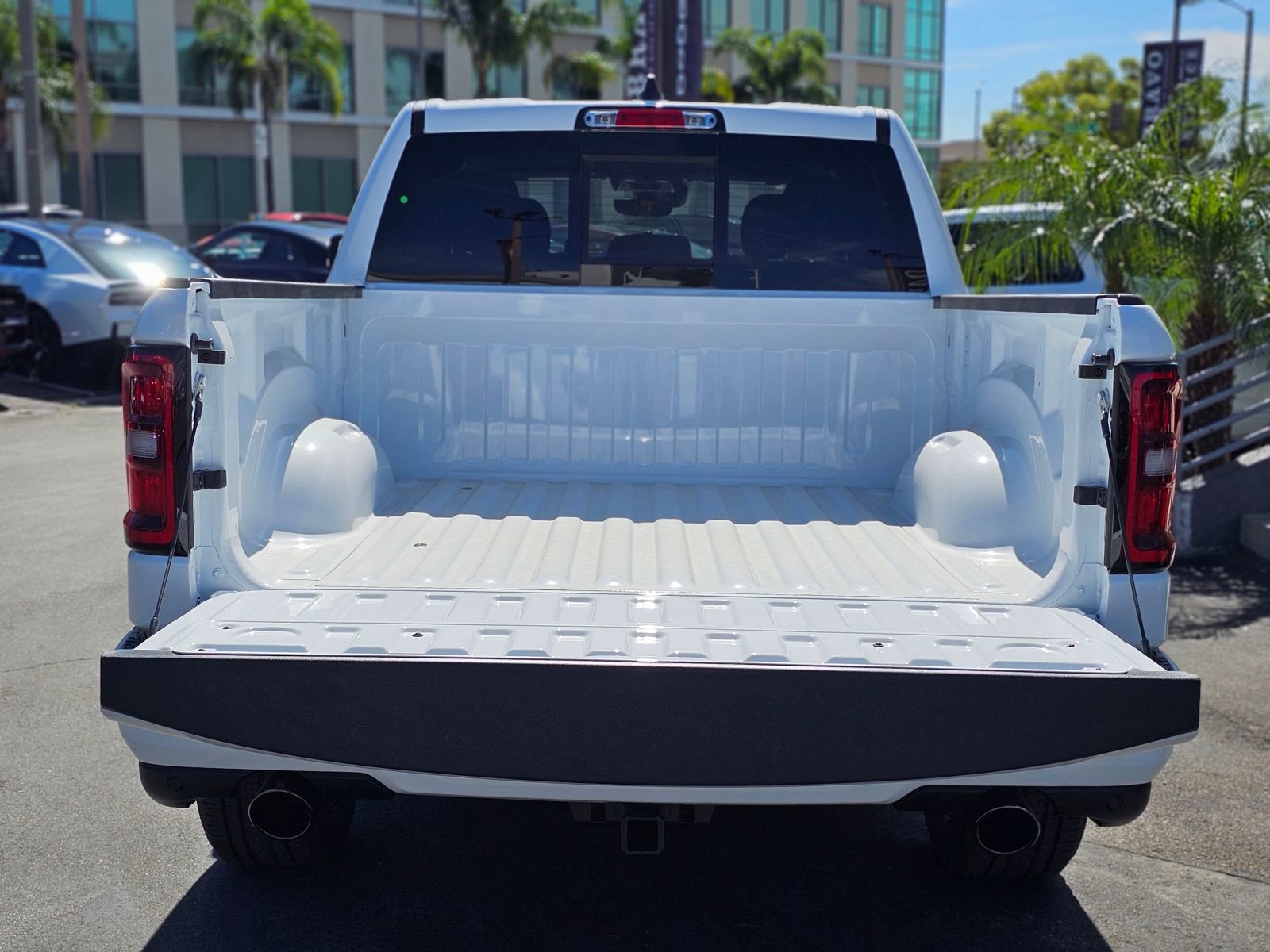 New 2026 RAM 1500 Big Horn w/ Night Edition AWD/4WD image 7