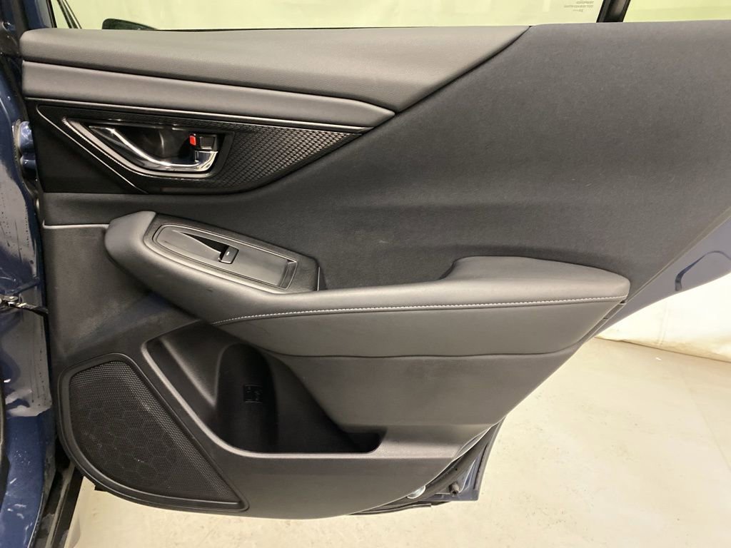 Used 2025 Subaru Outback Premium w/ Popular Package #1A image 13