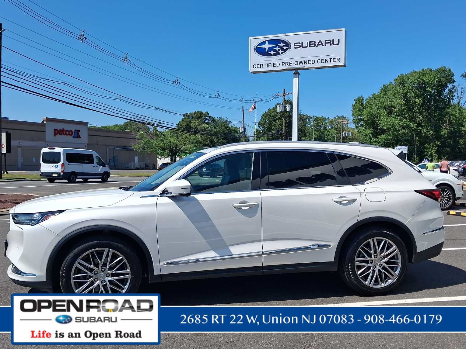 Used 2024 Acura MDX SH-AWD w/ Advance Package image 7