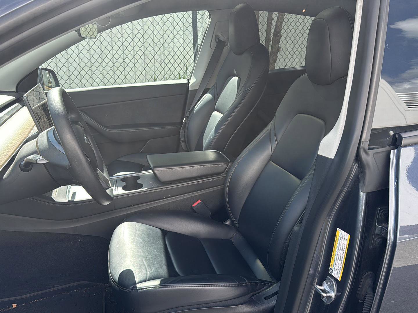 Used 2021 Tesla Model Y Long Range image 11