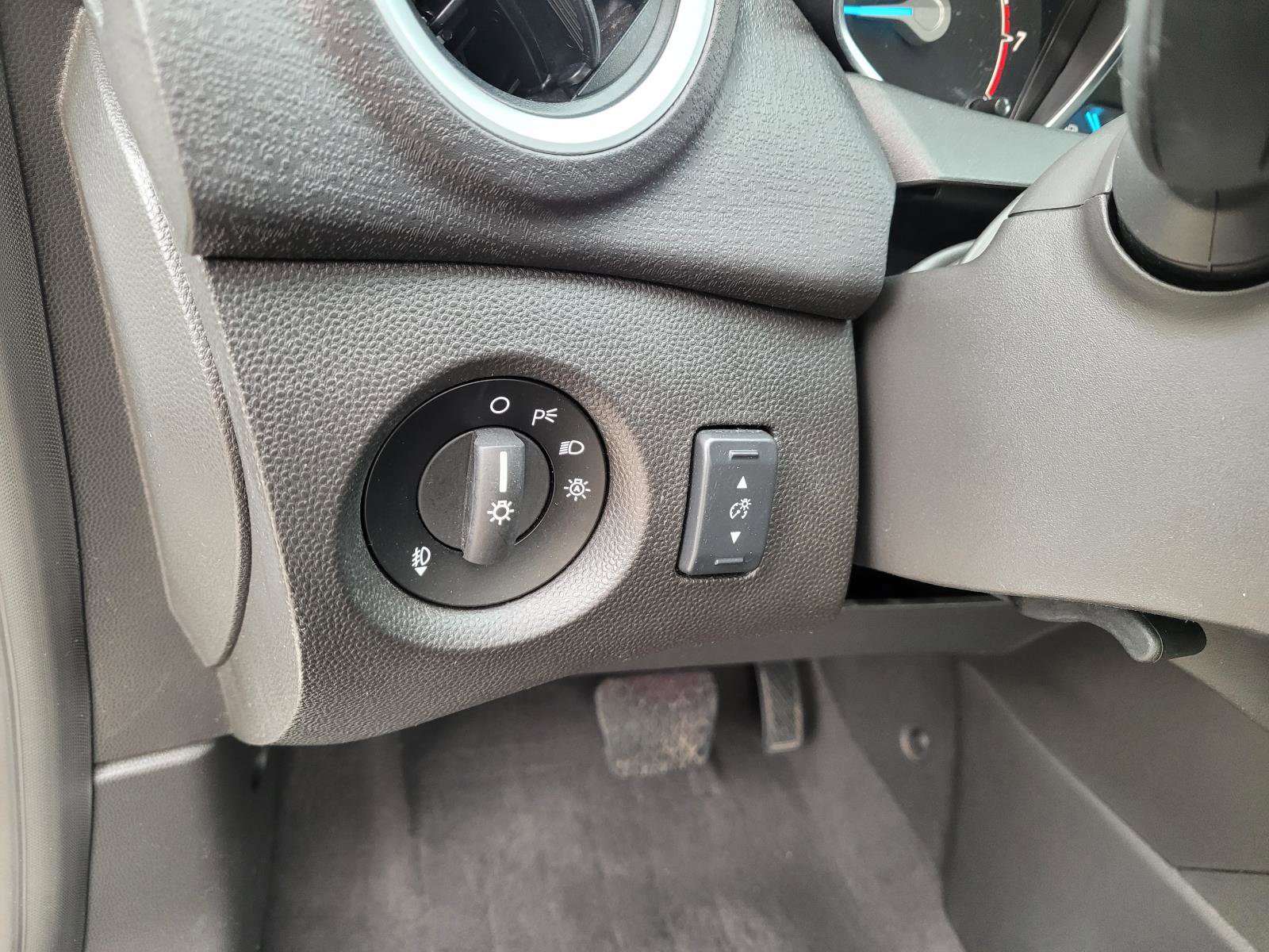 Used 2019 Ford Fiesta SE w/ Equipment Group 201A FWD image 27
