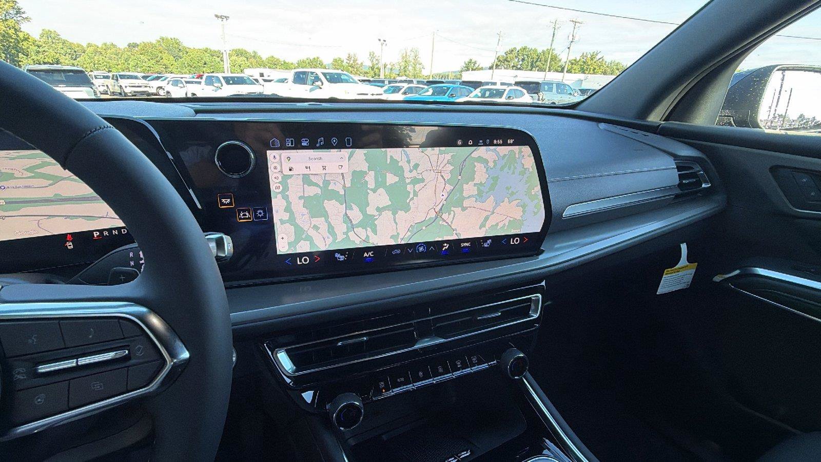 New 2027 Chevrolet Traverse LT FWD image 5
