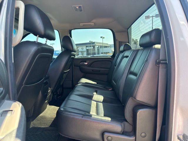 Used 2014 Chevrolet Silverado 2500 LTZ AWD/4WD image 12