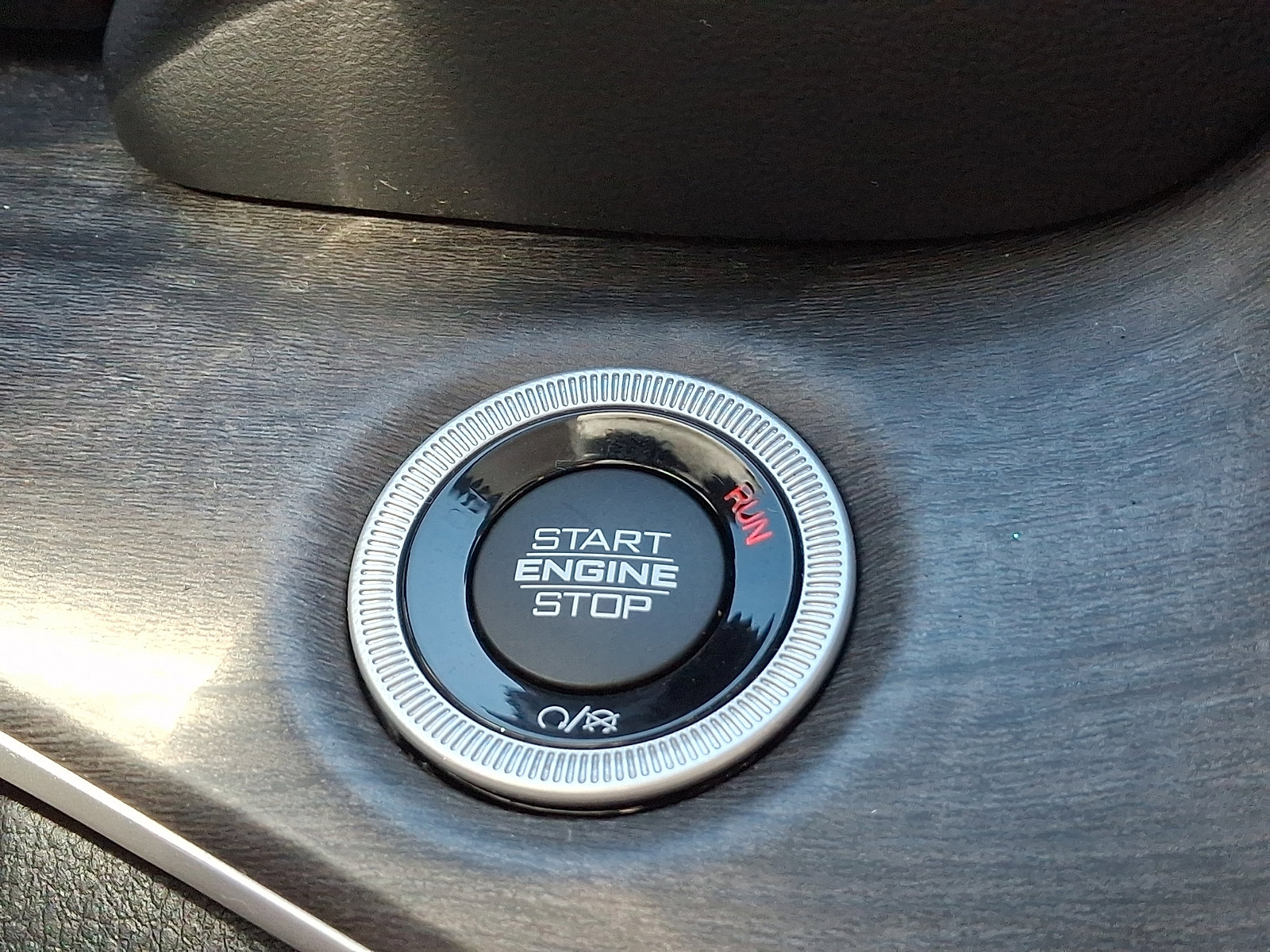 Certified 2023 Jeep Grand Cherokee L Limited AWD/4WD image 27