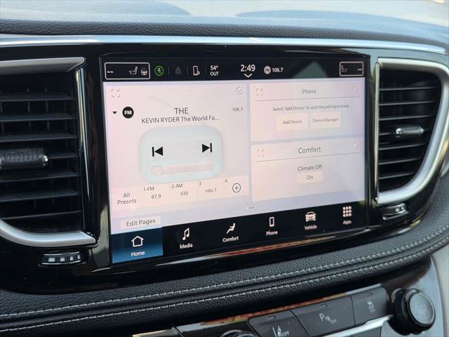 Certified 2023 Chrysler Pacifica Touring-L FWD image 27