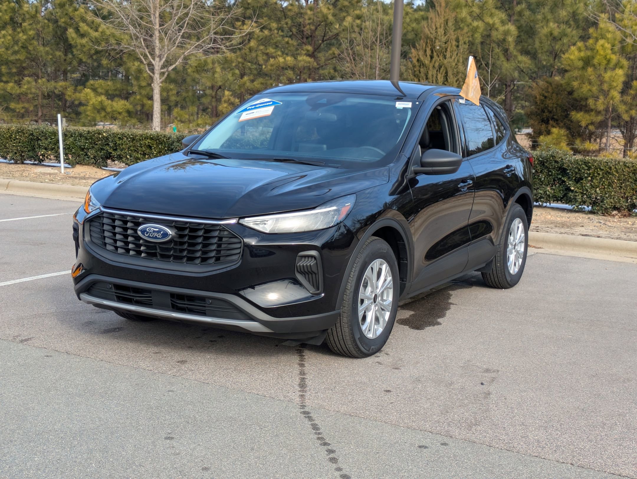 Certified 2025 Ford Escape Active image 8