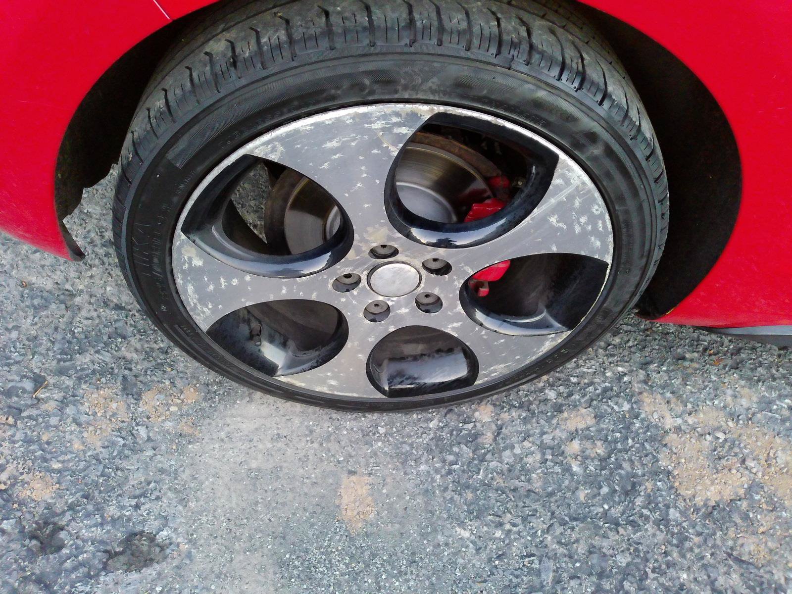 Used 2012 Volkswagen GTI 4-Door FWD image 43