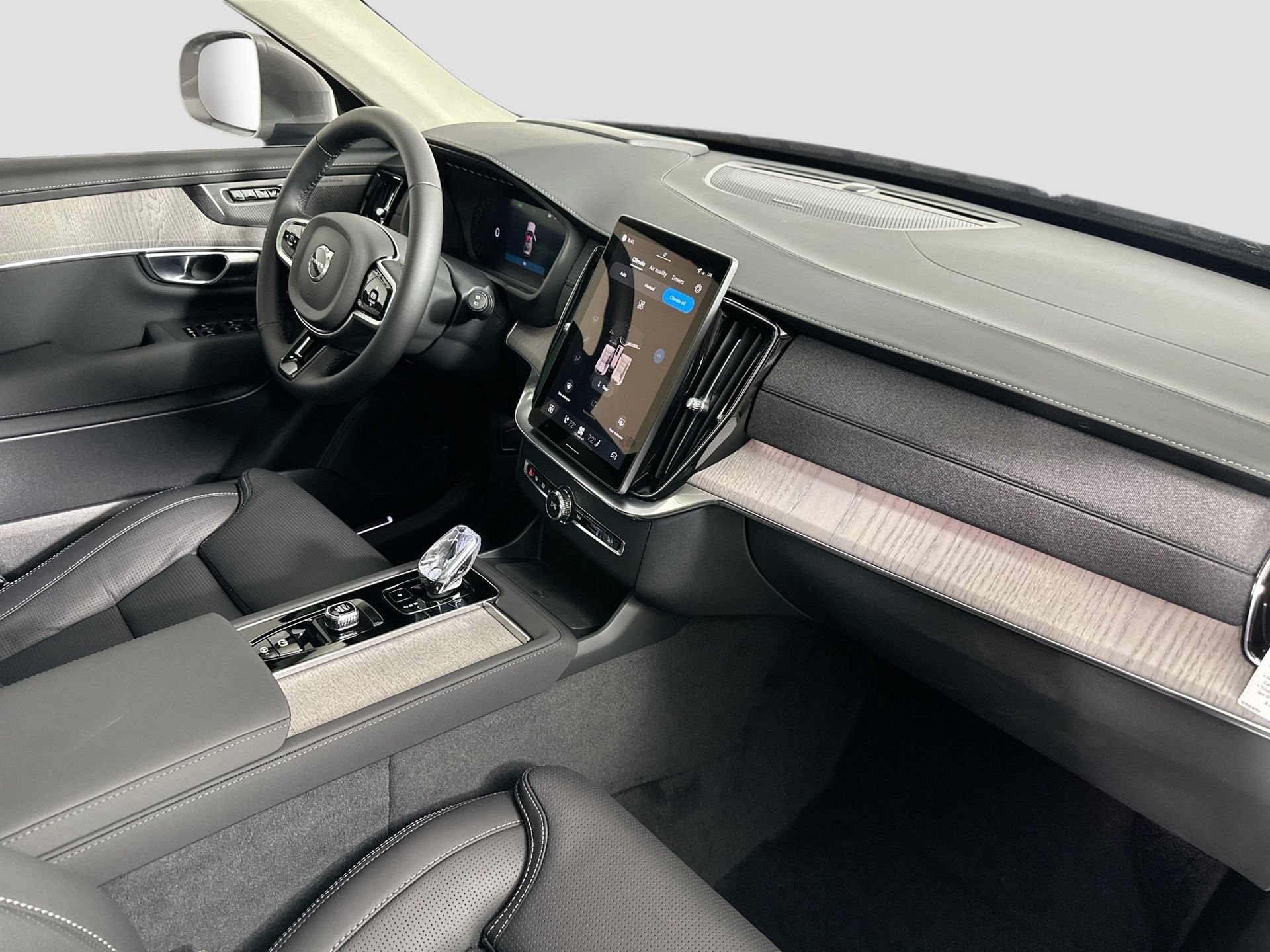 New 2026 Volvo XC90 B6 Ultra w/ Lounge Package AWD/4WD image 31