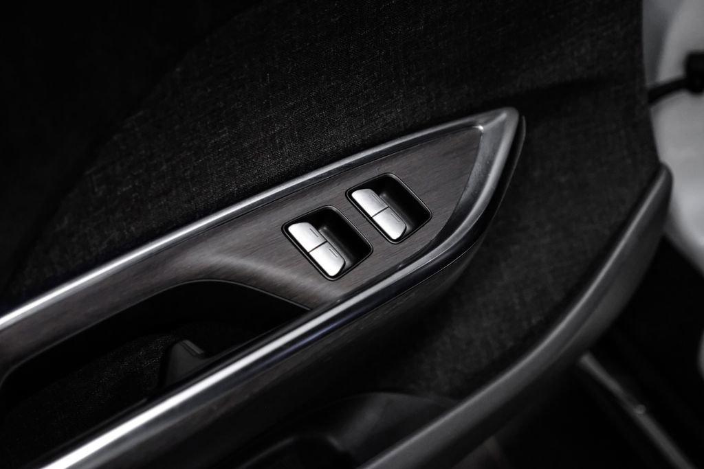 Used 2022 Lucid Air Grand Touring image 38