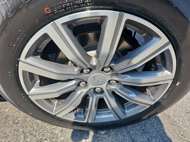 Used 2020 Cadillac XT4 Sport w/ Cold Weather Package image 32