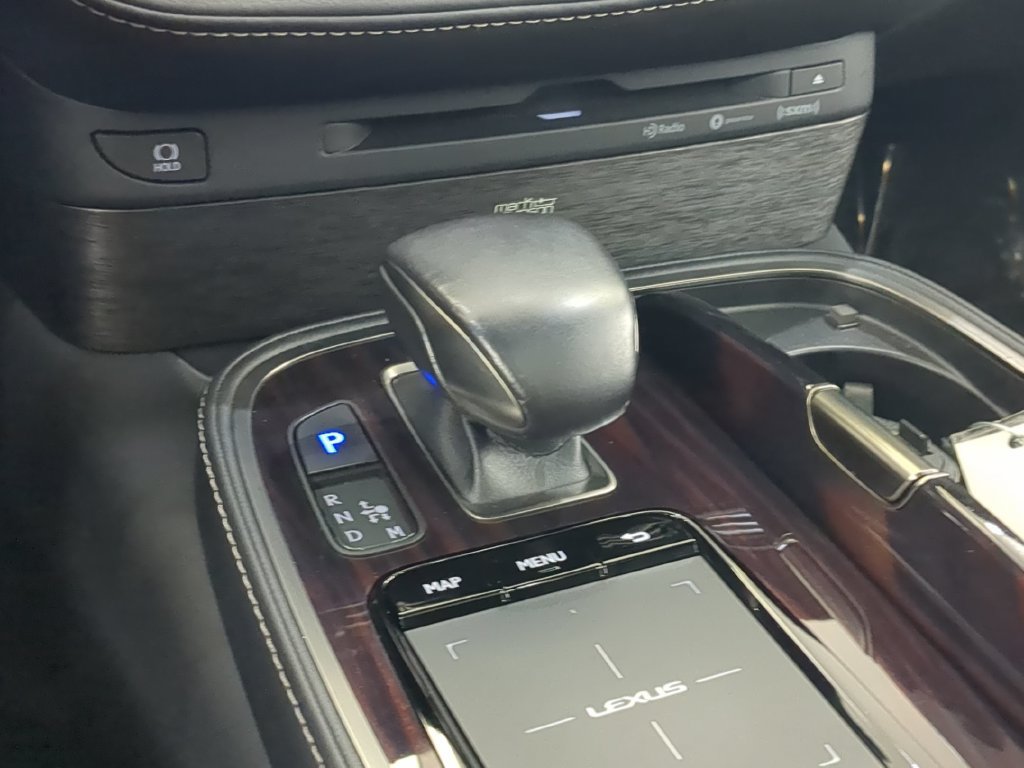 Used 2019 Lexus LS 500 AWD w/ Interior Upgrade Package image 28