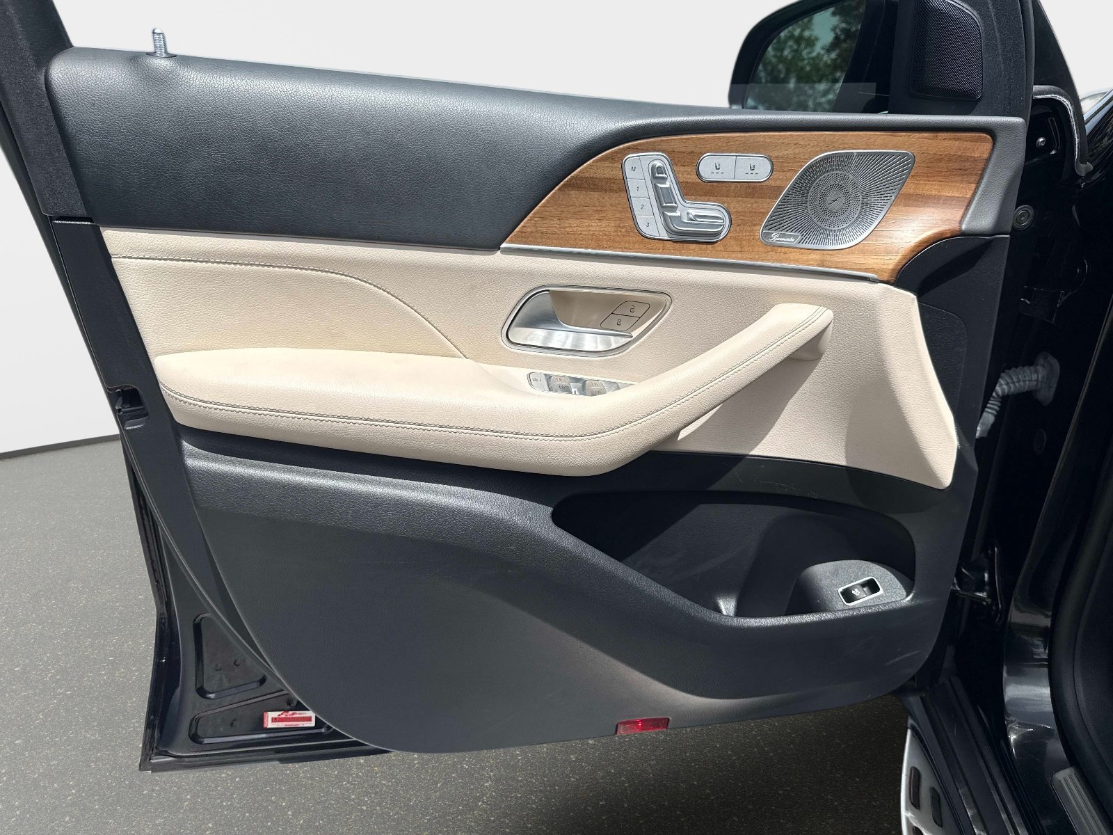 Used 2022 Mercedes-Benz GLE 350 image 16
