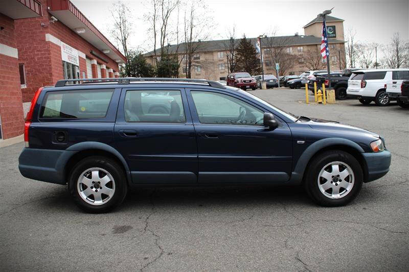 Used 2004 Volvo V70 AWD/4WD image 6