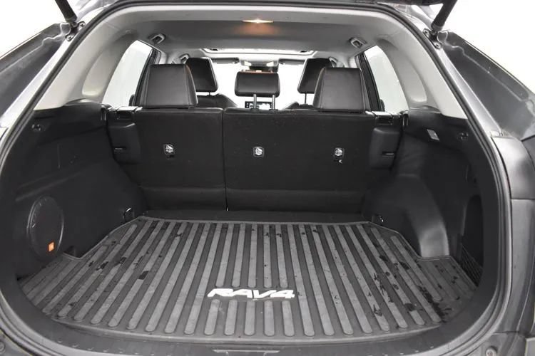 Used 2021 Toyota RAV4 Limited w/ Limited Grade Weather Package AWD/4WD image 16
