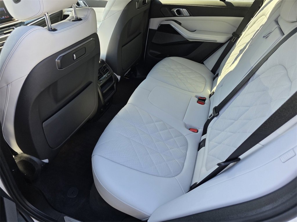 Certified 2025 BMW X5 sDrive40i w/ Premium Package image 14