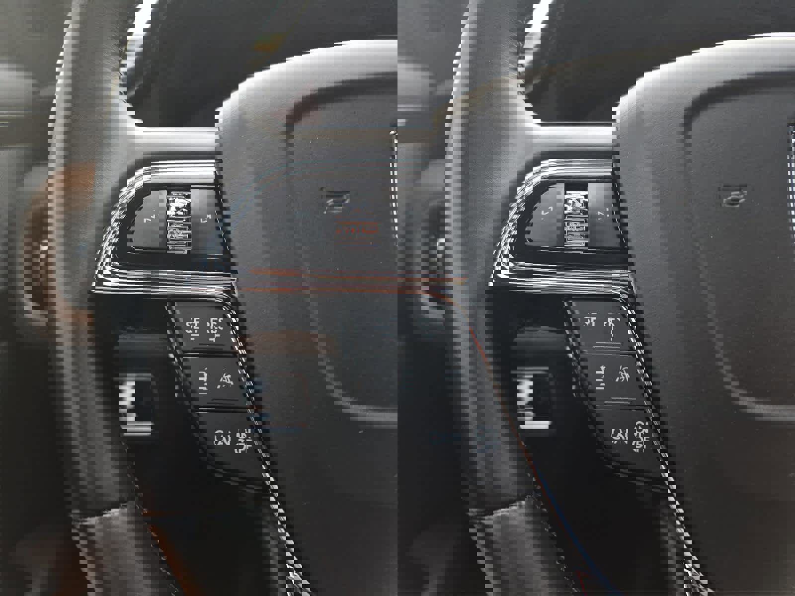 Used 2023 Lincoln Nautilus Reserve w/ Equipment Group 201A image 20