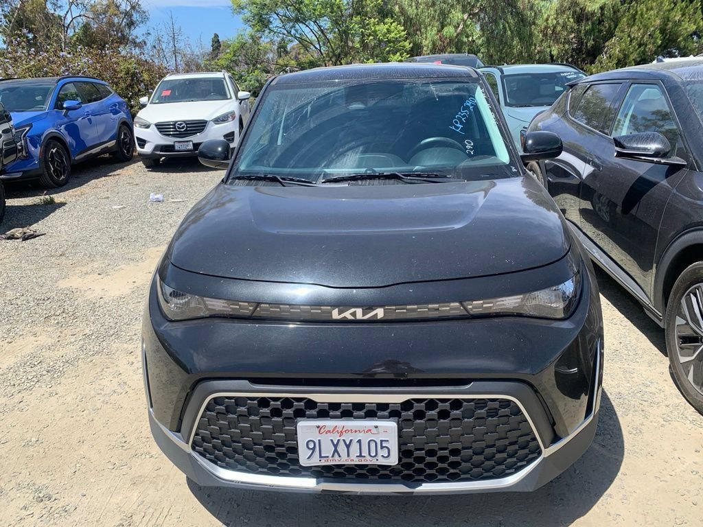 Certified 2024 Kia Soul LX w/ Option Group 015 FWD image 3