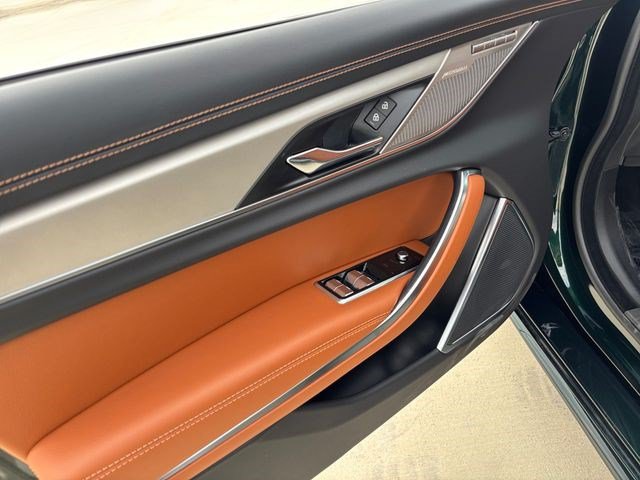 New 2024 Jaguar XF R-Dynamic SE AWD/4WD image 11