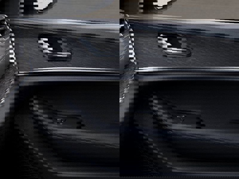 New 2026 Jeep Grand Cherokee Altitude AWD/4WD image 25