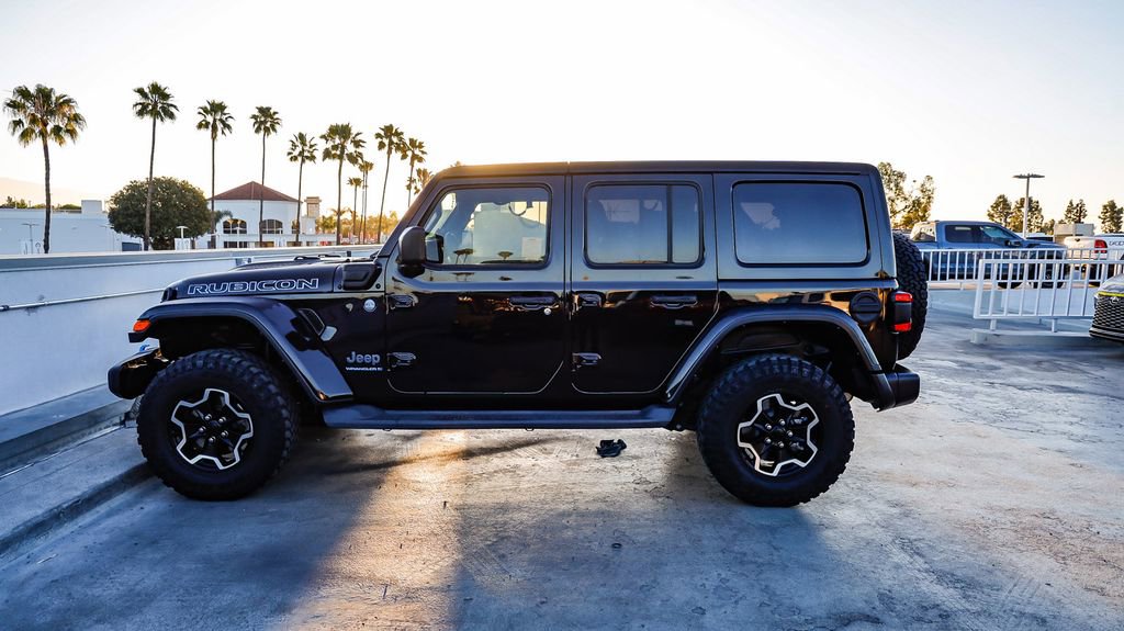 Used 2023 Jeep Wrangler Unlimited Rubicon 4xe image 13