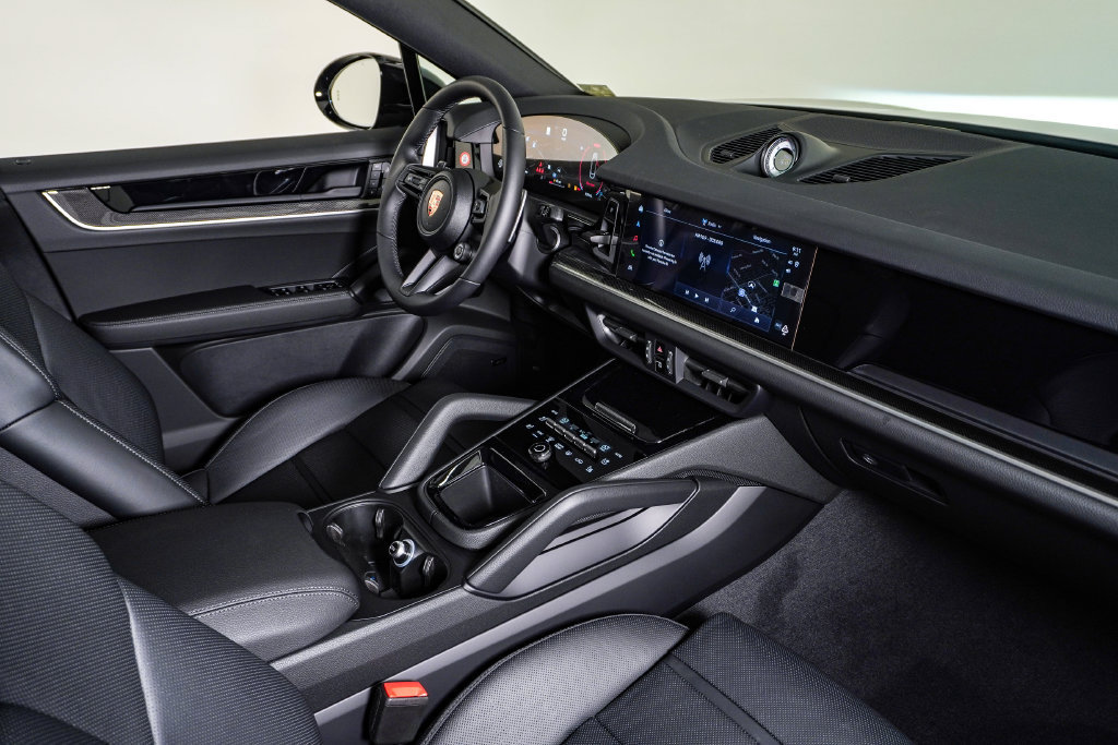 New 2026 Porsche Cayenne S AWD/4WD image 14
