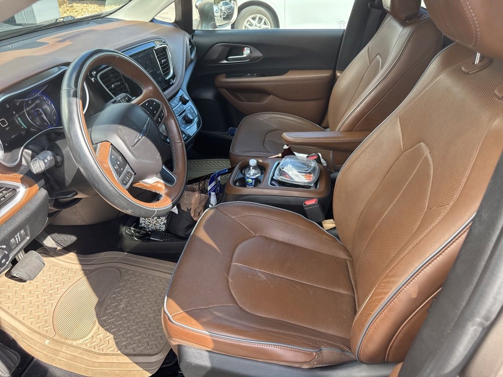 Used 2018 Chrysler Pacifica Limited w/ Advanced Safetytec Group image 9