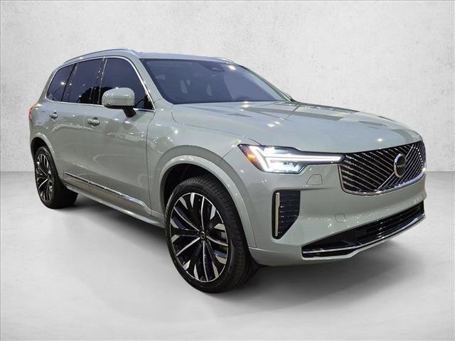 Used 2025 Volvo XC90 B6 Core w/ Protection Package Premier AWD/4WD image 3