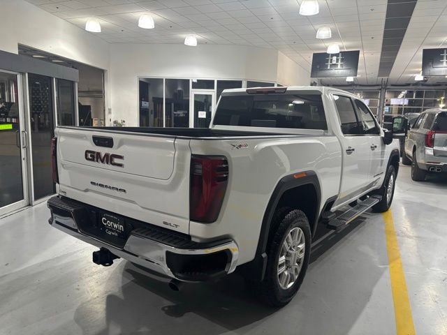 Used 2024 GMC Sierra 3500 SLT w/ SLT Premium Package AWD/4WD image 9