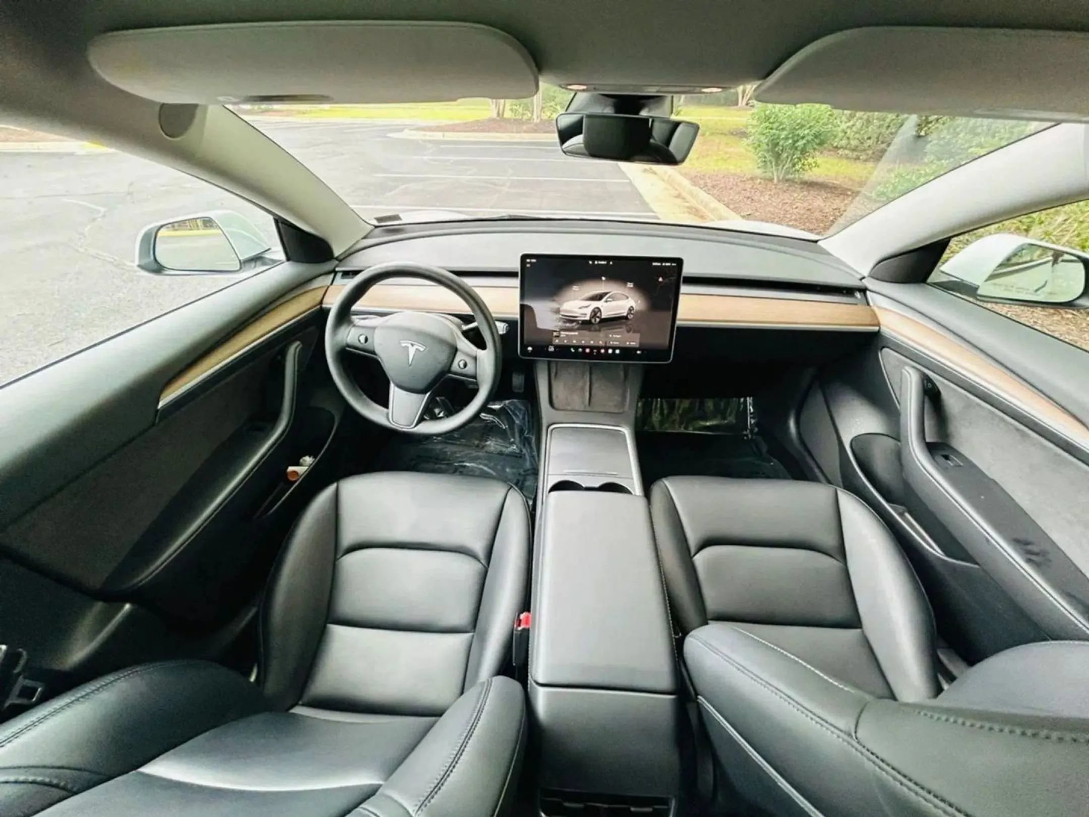 Used 2023 Tesla Model 3 Standard Range RWD image 9
