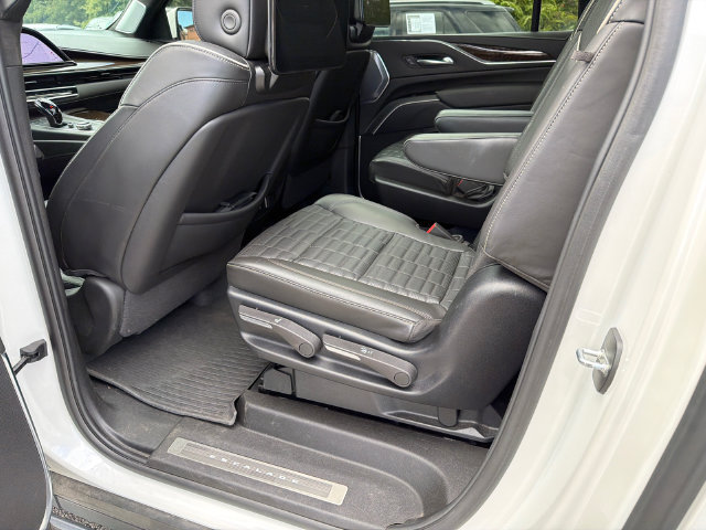Certified 2024 Cadillac Escalade ESV Sport Platinum w/ LPO, ONYX Package AWD/4WD image 21