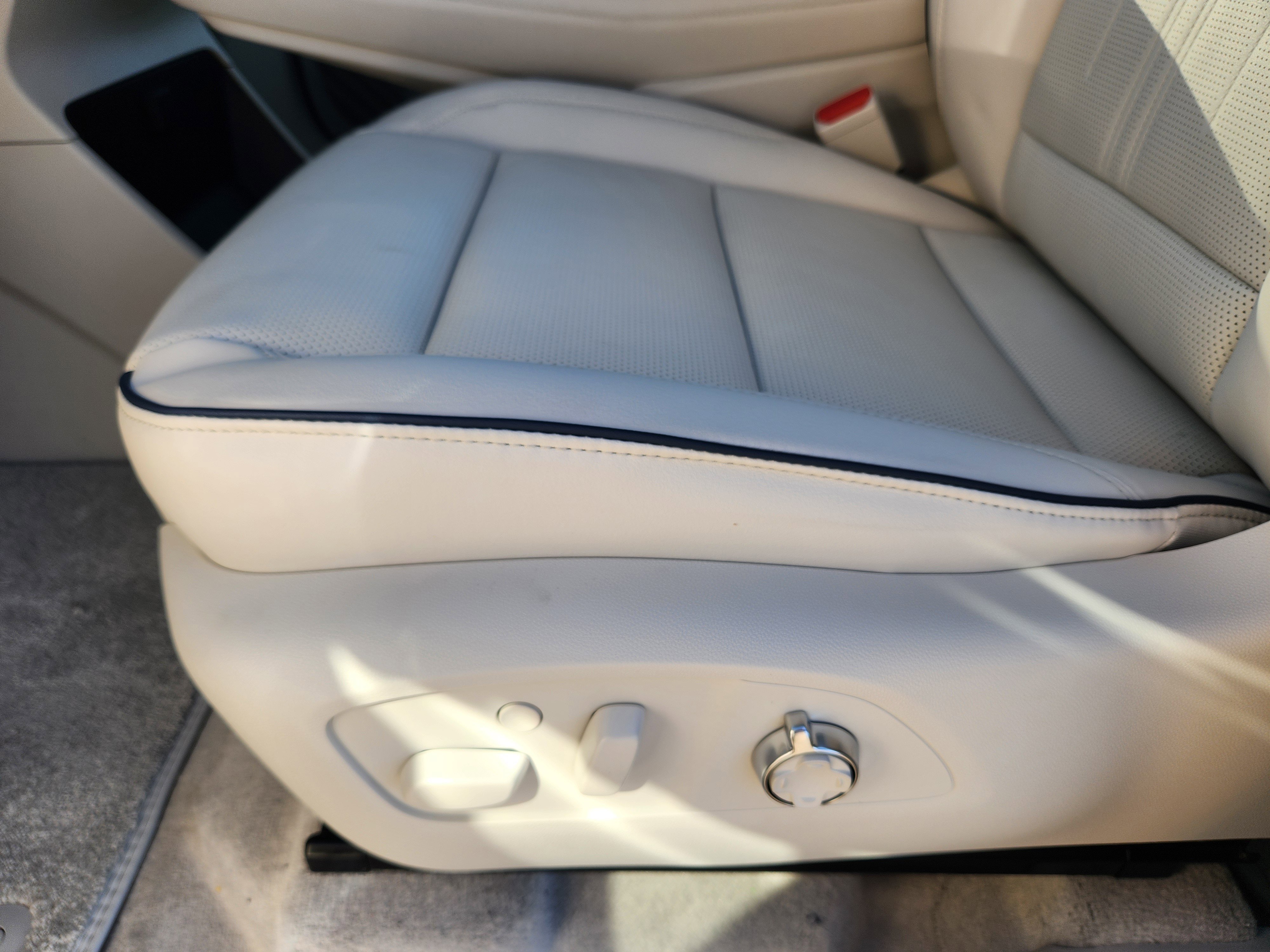 New 2026 Buick Enclave Avenir w/ Super Cruise Package image 19