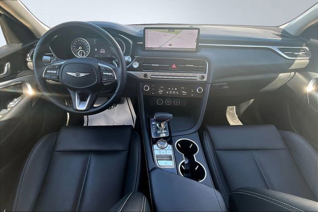 Used 2025 Genesis G70 2.5T image 8